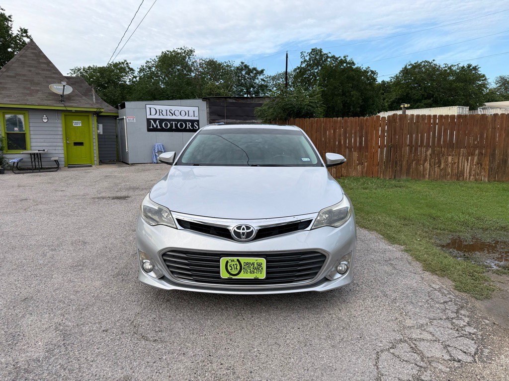 2013 Toyota Avalon Image 8