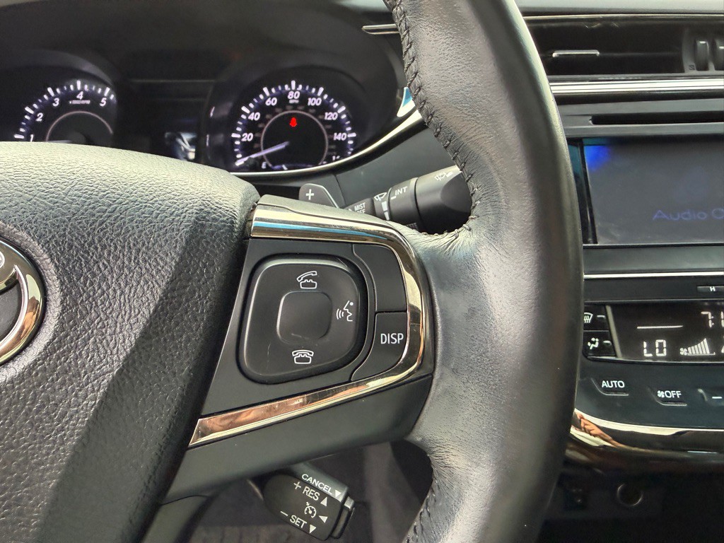 2013 Toyota Avalon Image 12
