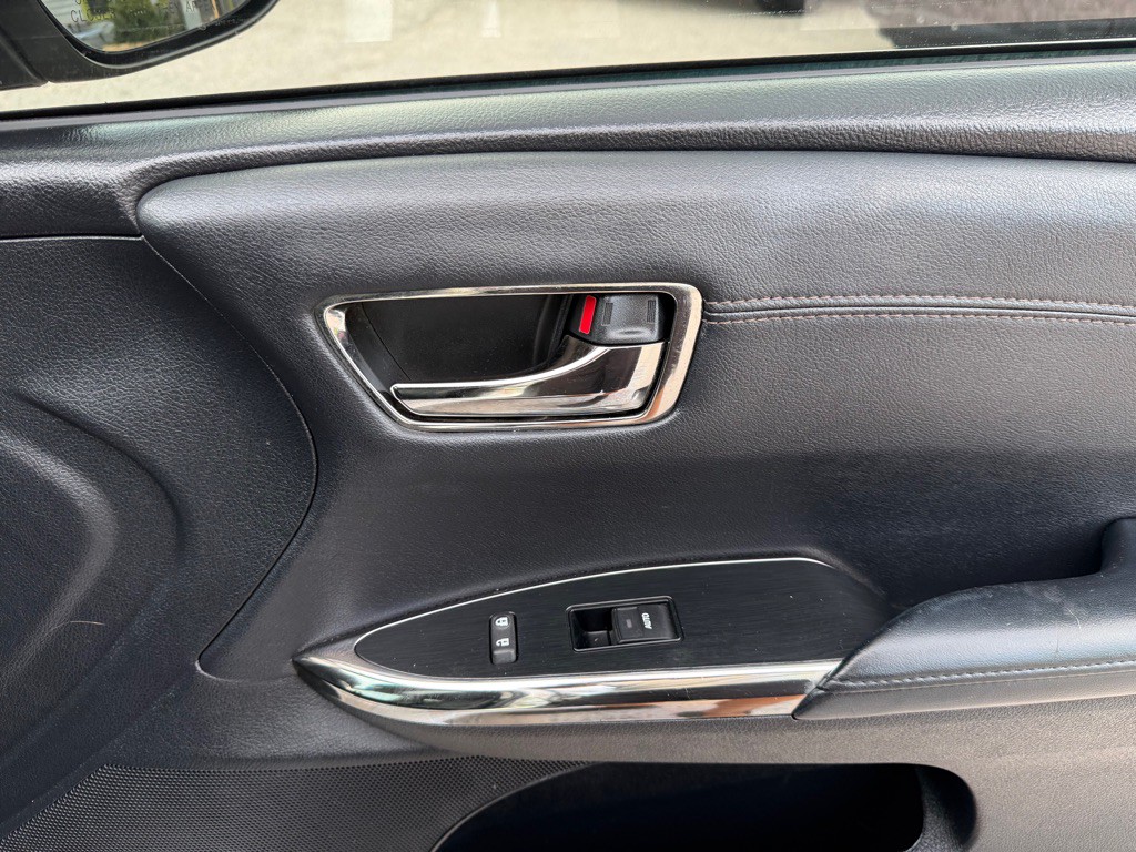 2013 Toyota Avalon Image 20