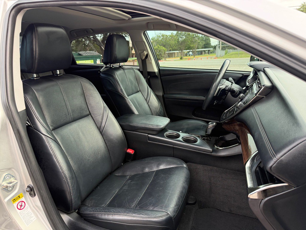 2013 Toyota Avalon Image 21