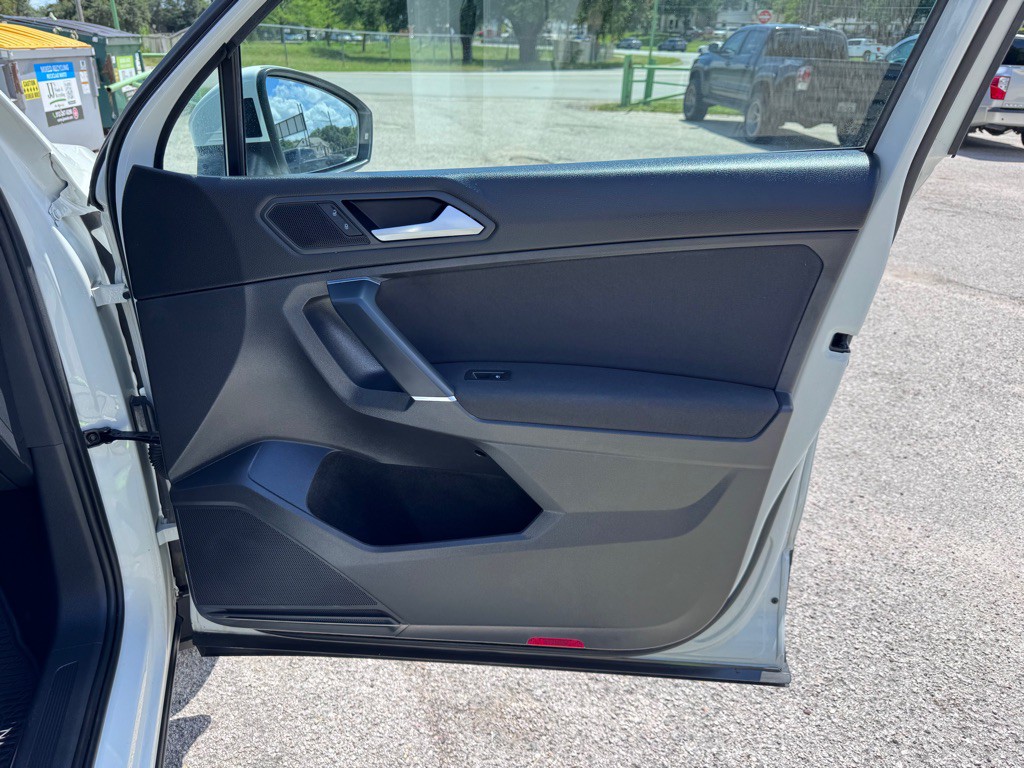 2020 Volkswagen Tiguan Image 18