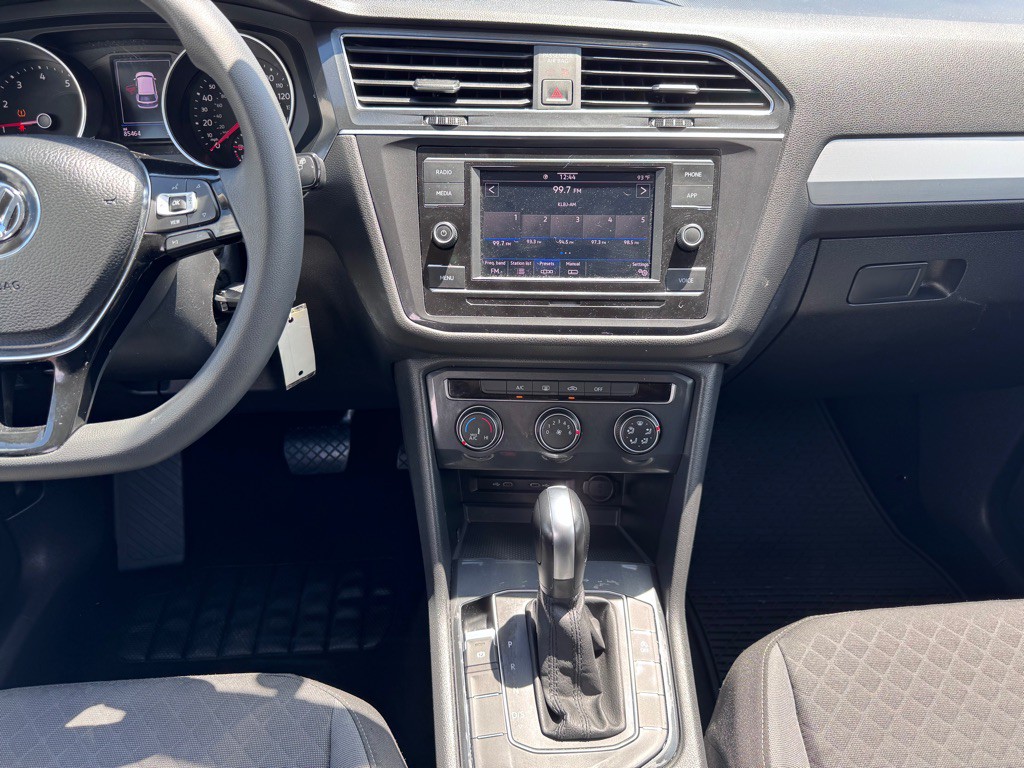 2020 Volkswagen Tiguan Image 24