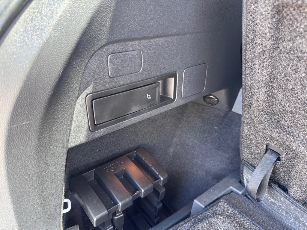 2020 Volkswagen Tiguan Image 36