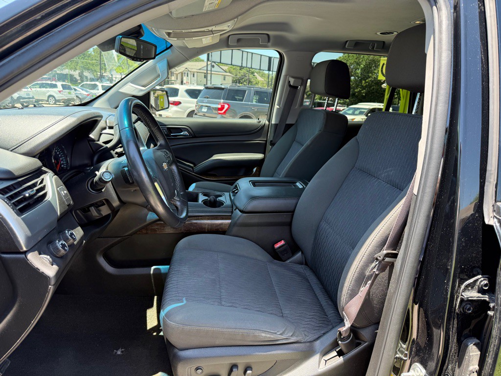 2017 Chevrolet Tahoe Image 10