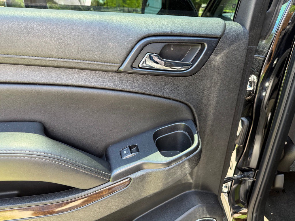 2017 Chevrolet Tahoe Image 18