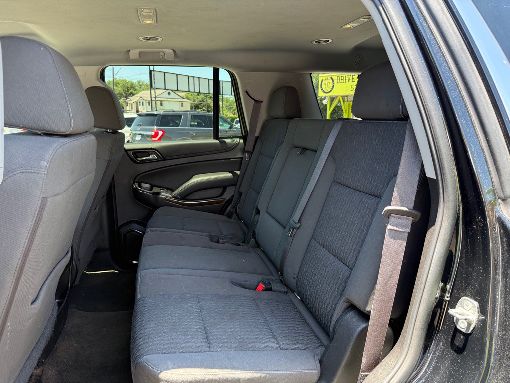 2017 Chevrolet Tahoe Image 19