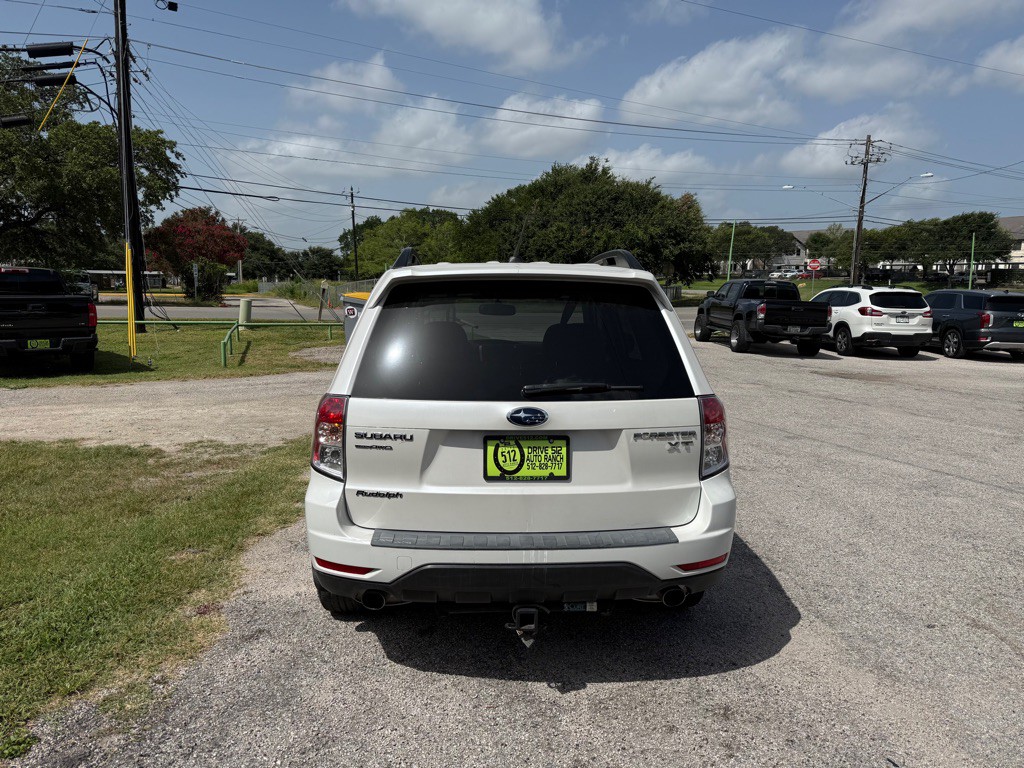 2011 Subaru Forester Image 4