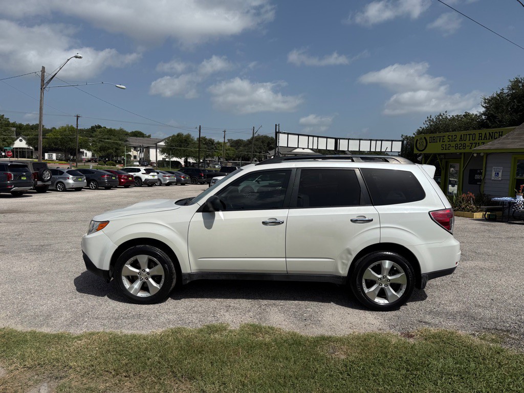 2011 Subaru Forester Image 6