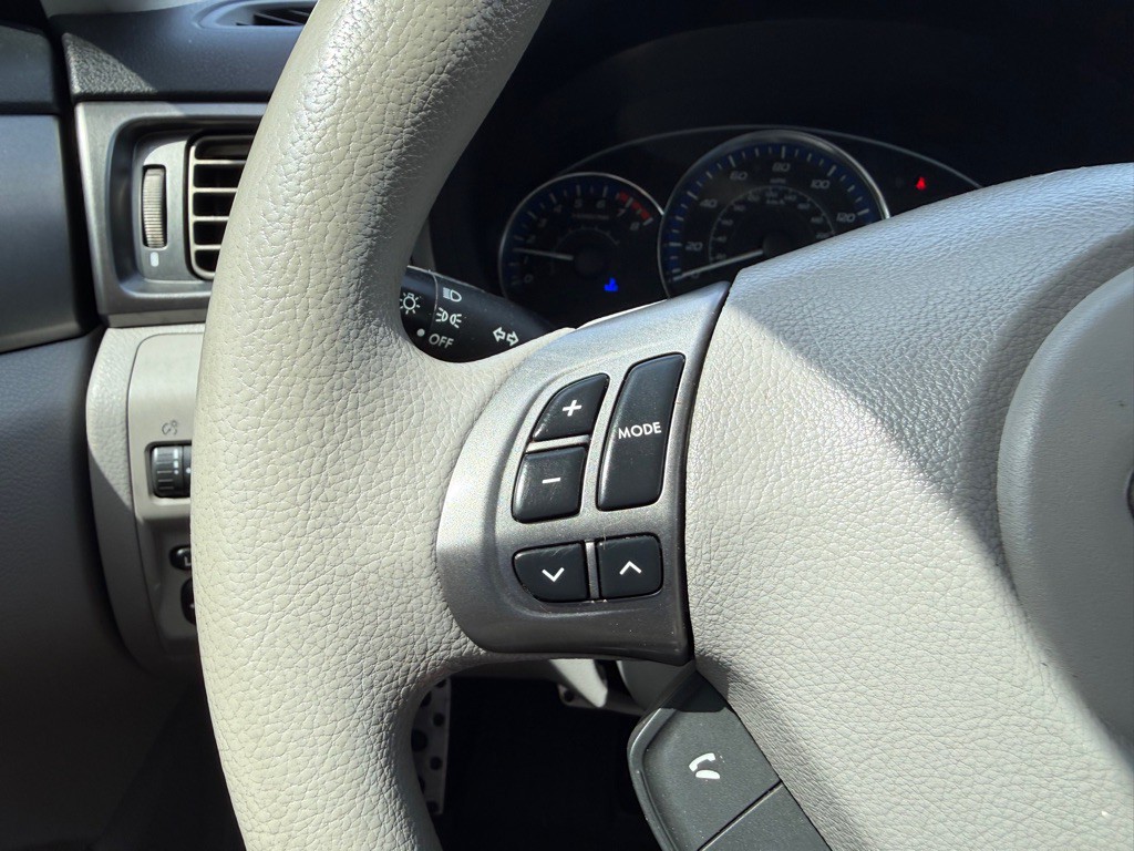 2011 Subaru Forester Image 17