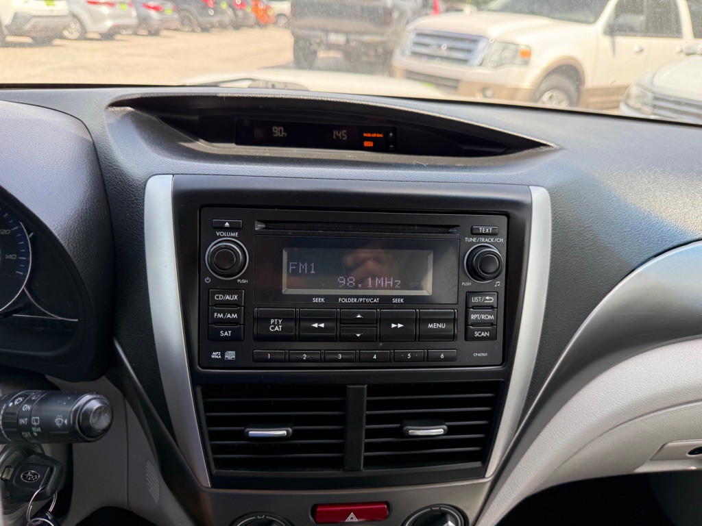 2011 Subaru Forester Image 19