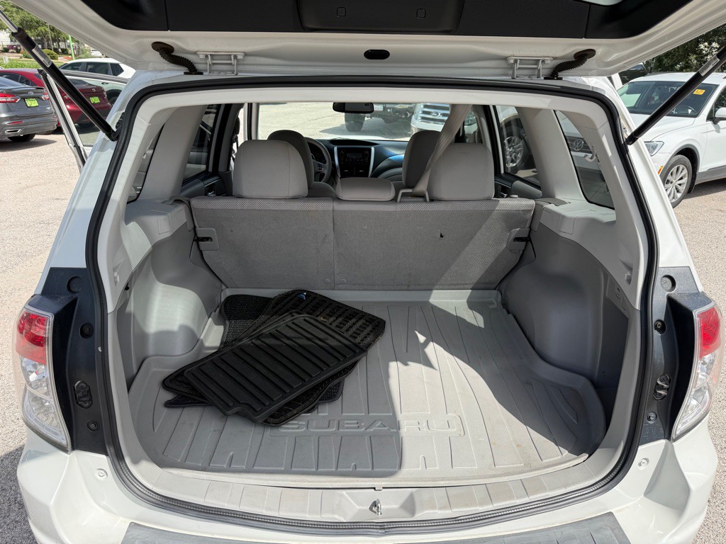 2011 Subaru Forester Image 22
