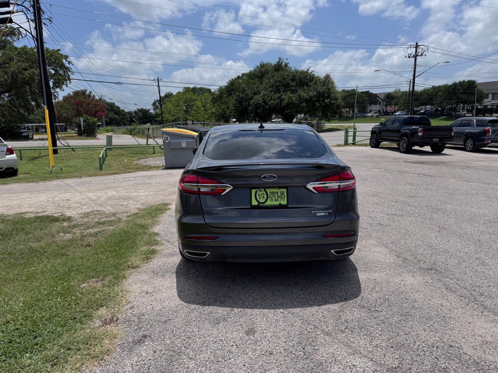 2019 Ford Fusion Image 5