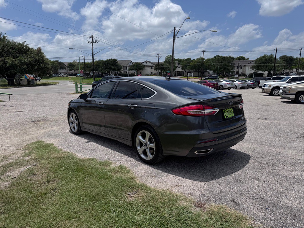 2019 Ford Fusion Image 6