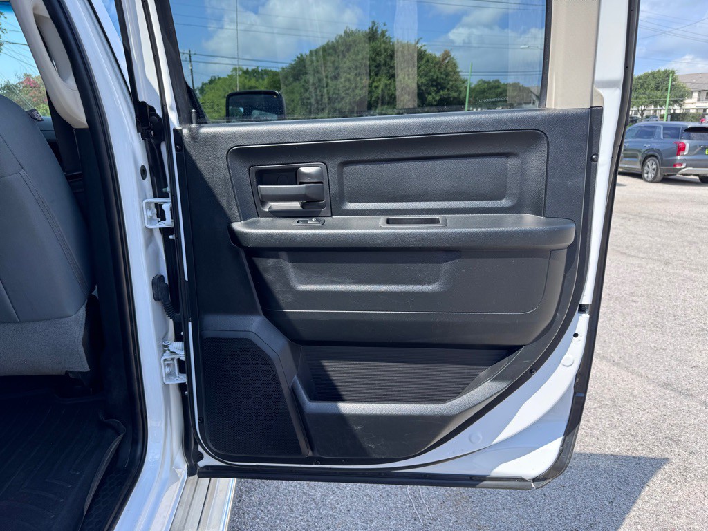 2018 RAM 1500 Image 14