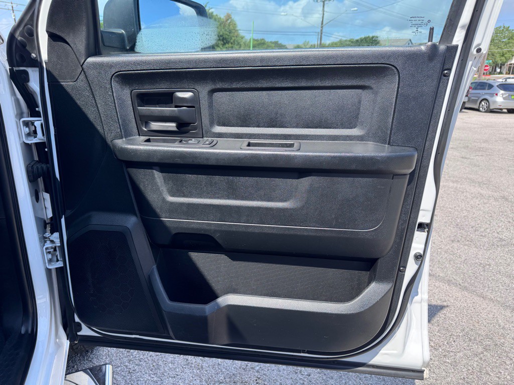 2018 RAM 1500 Image 16