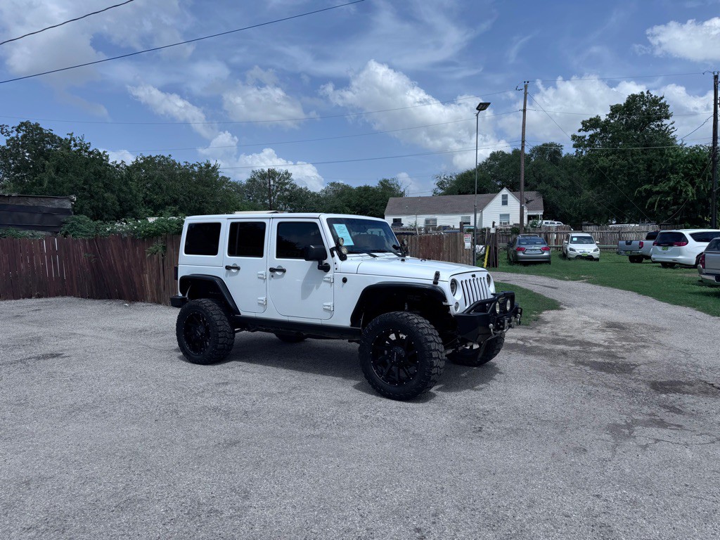 2015 Jeep Wrangler Unlimited Image 2