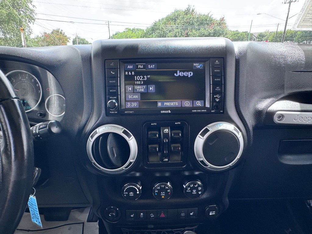 2015 Jeep Wrangler Unlimited Image 23