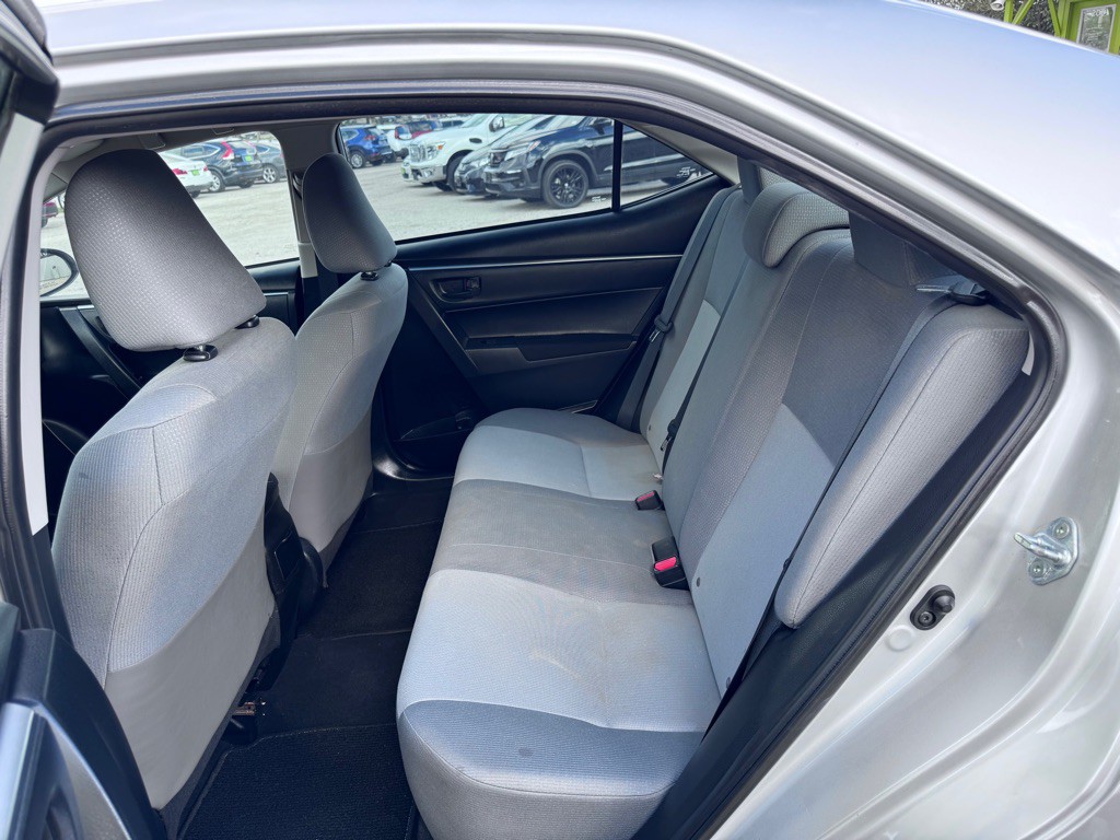 2016 Toyota Corolla Image 13