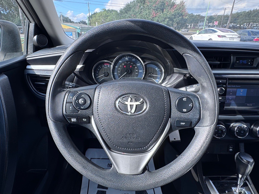 2016 Toyota Corolla Image 19