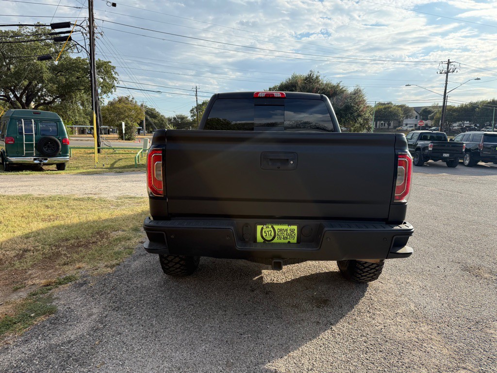 2017 GMC Sierra Image 4