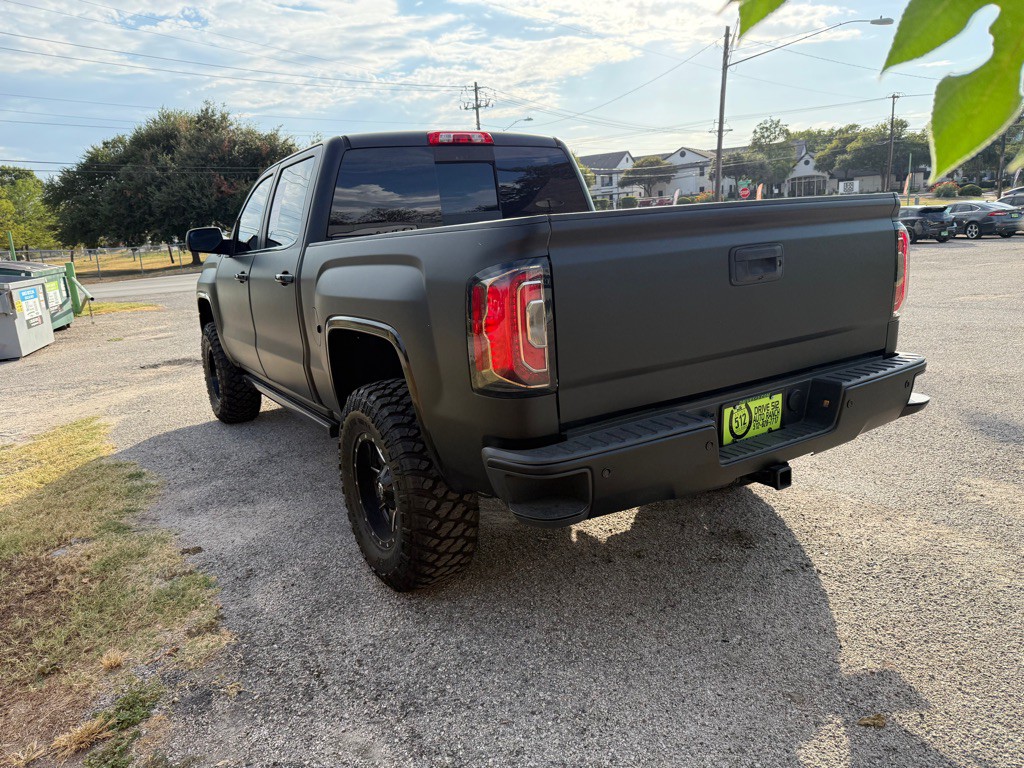 2017 GMC Sierra Image 5