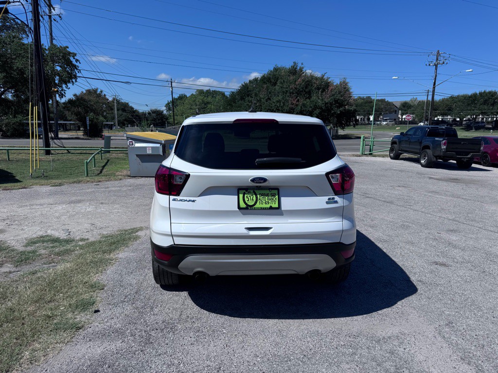 2019 Ford Escape Image 5