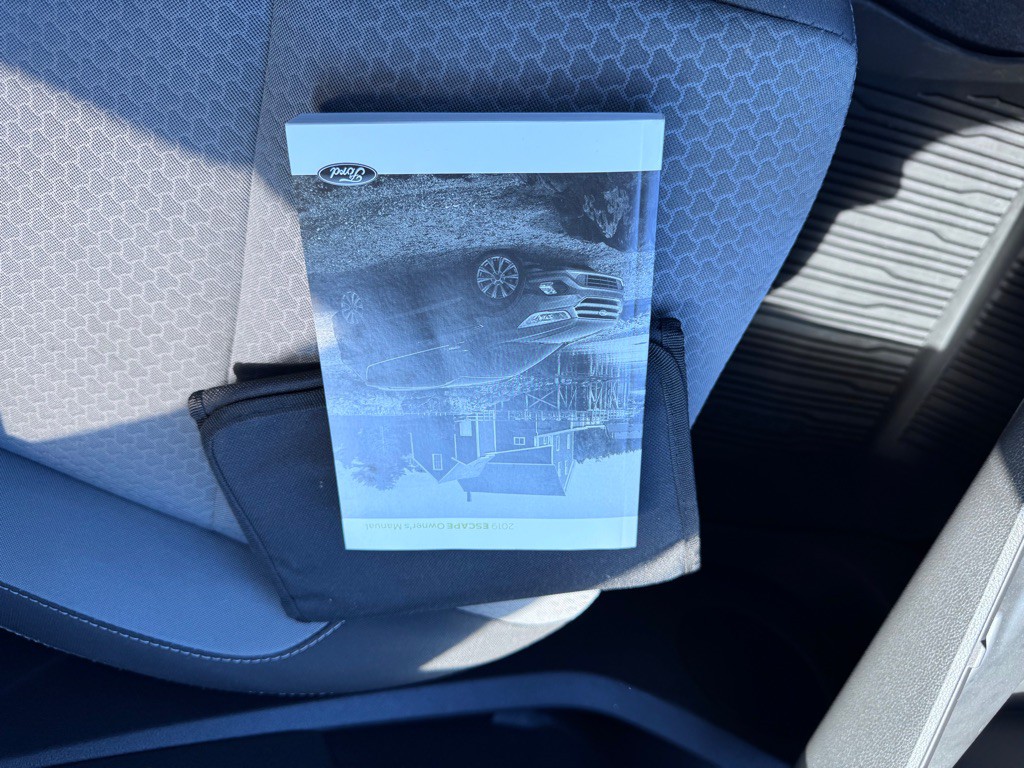 2019 Ford Escape Image 34