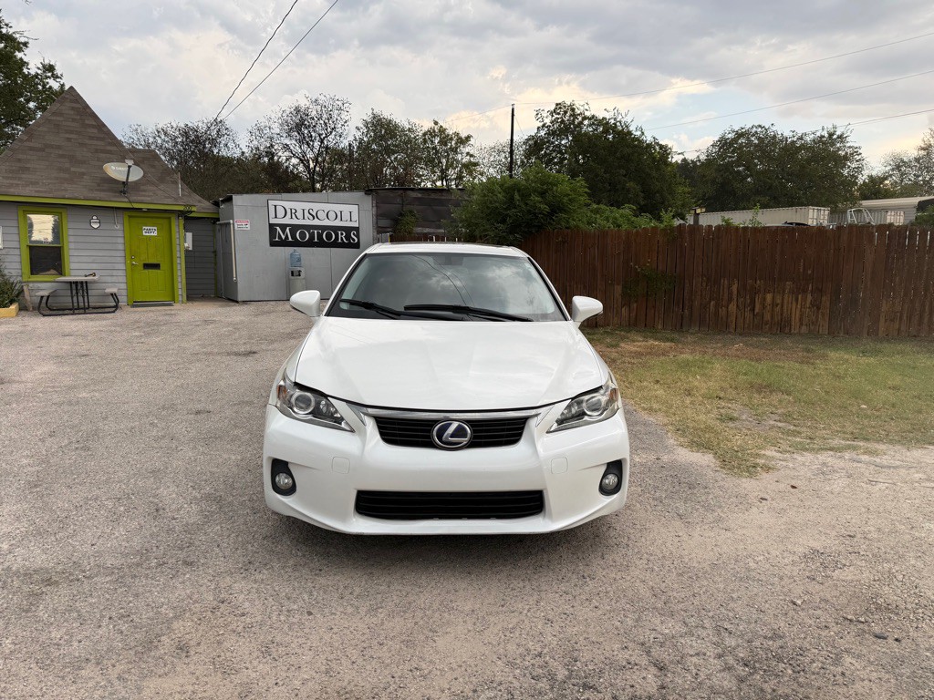 2011 Lexus CT Image 8