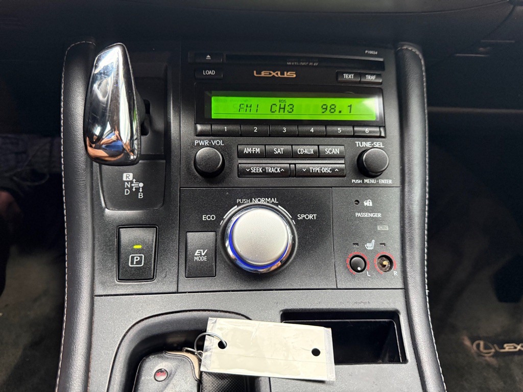 2011 Lexus CT Image 15