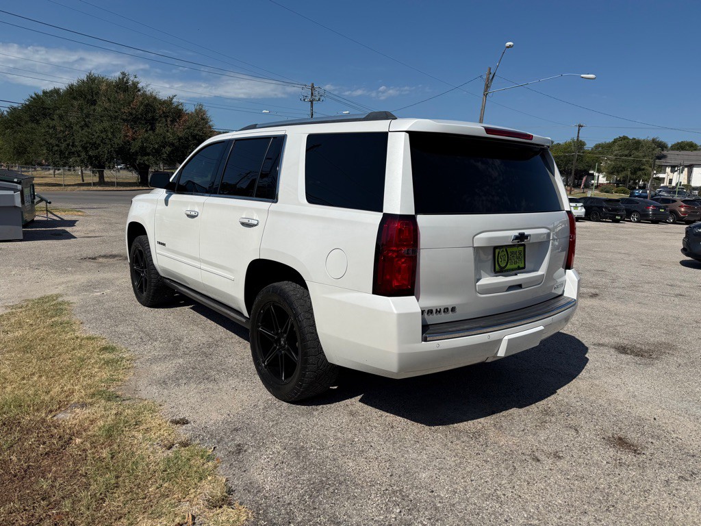 2017 Chevrolet Tahoe Image 5