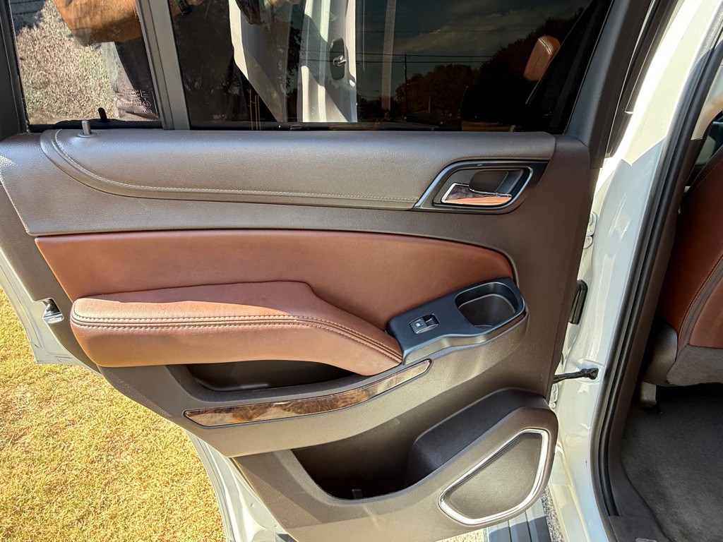 2017 Chevrolet Tahoe Image 21