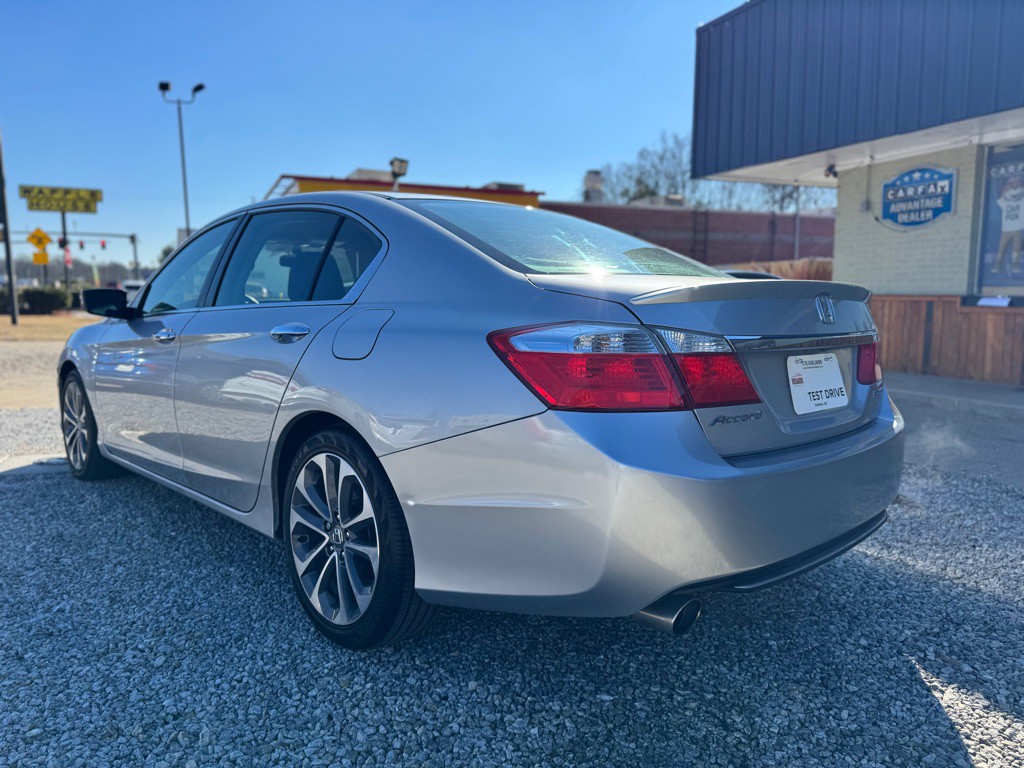 2013 Honda Accord Image 7
