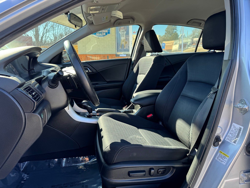 2013 Honda Accord Image 10