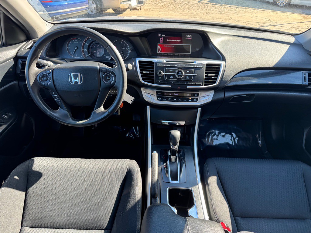 2013 Honda Accord Image 17
