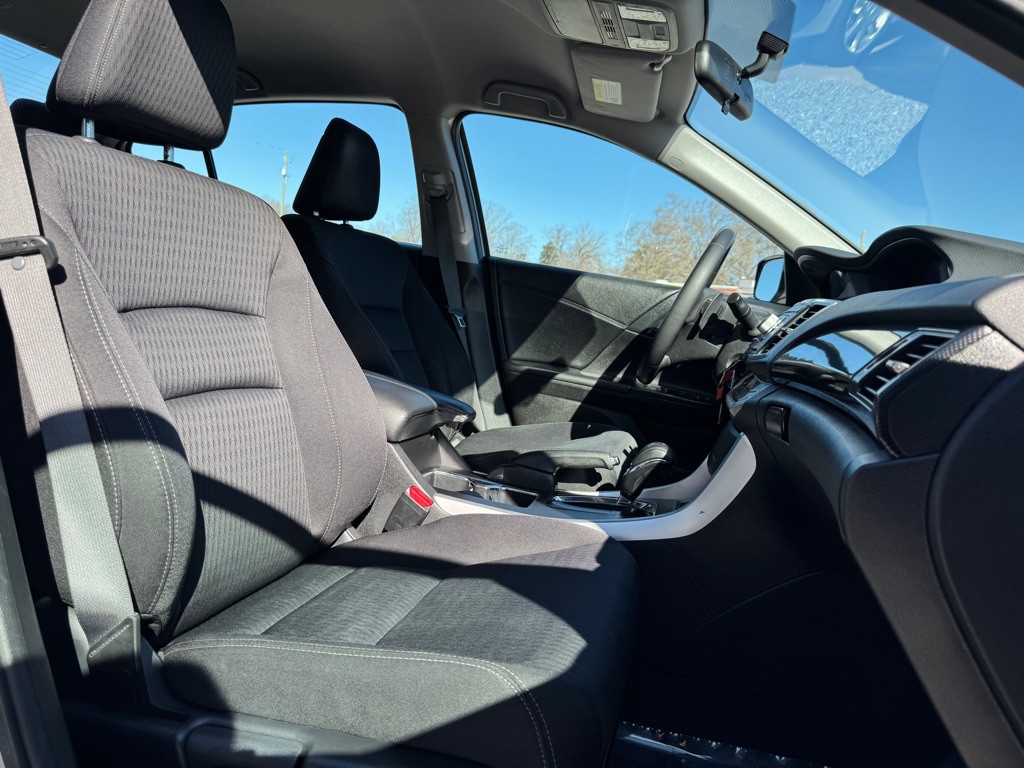 2013 Honda Accord Image 20
