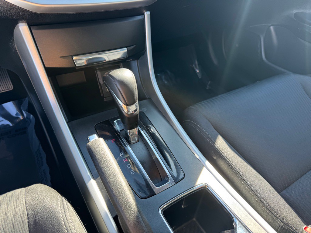 2013 Honda Accord Image 24