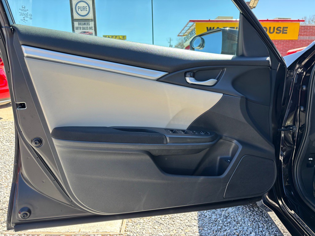 2016 Honda Civic Image 10