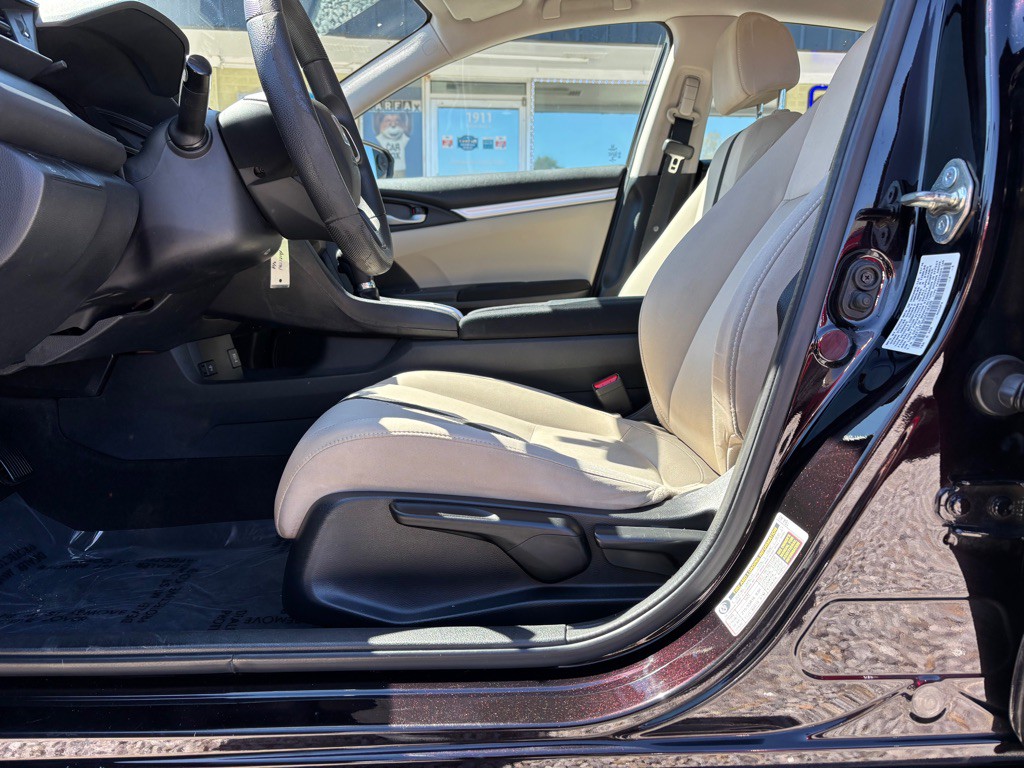 2016 Honda Civic Image 12