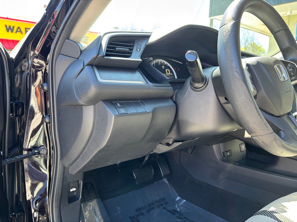 2016 Honda Civic Image 13