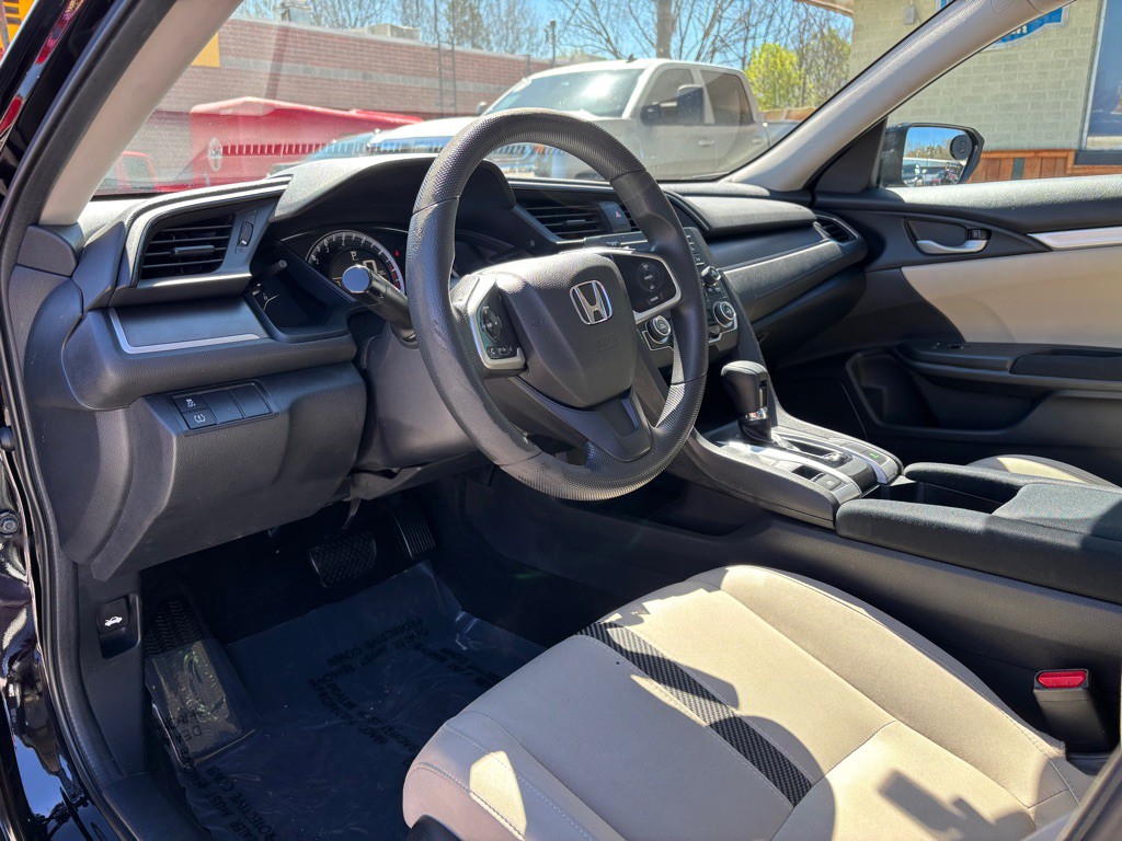 2016 Honda Civic Image 14