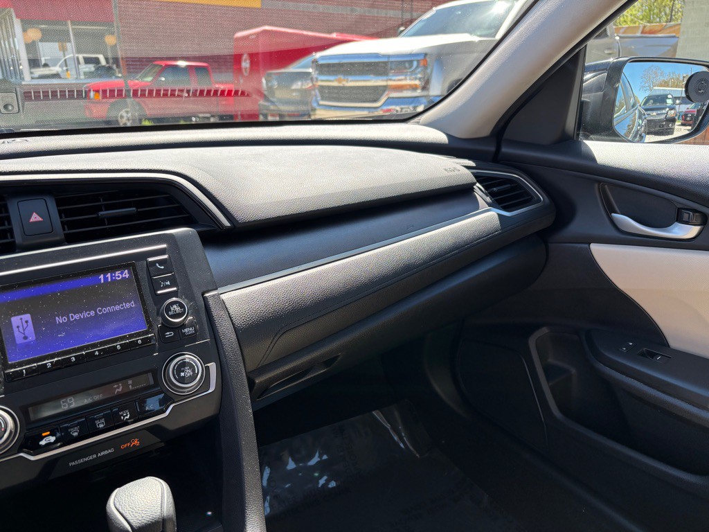 2016 Honda Civic Image 20