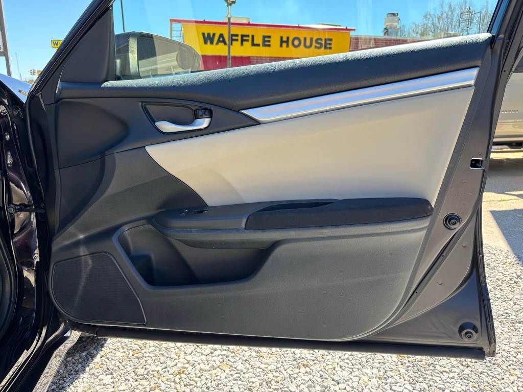 2016 Honda Civic Image 28