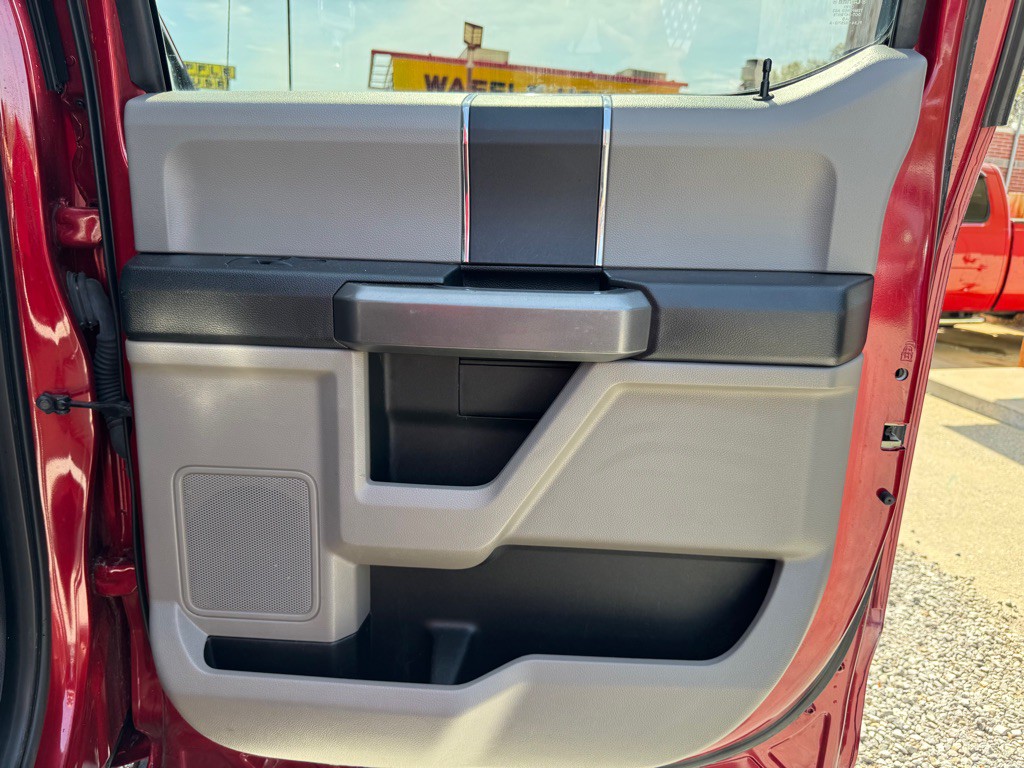 2015 Ford F-150 Image 20