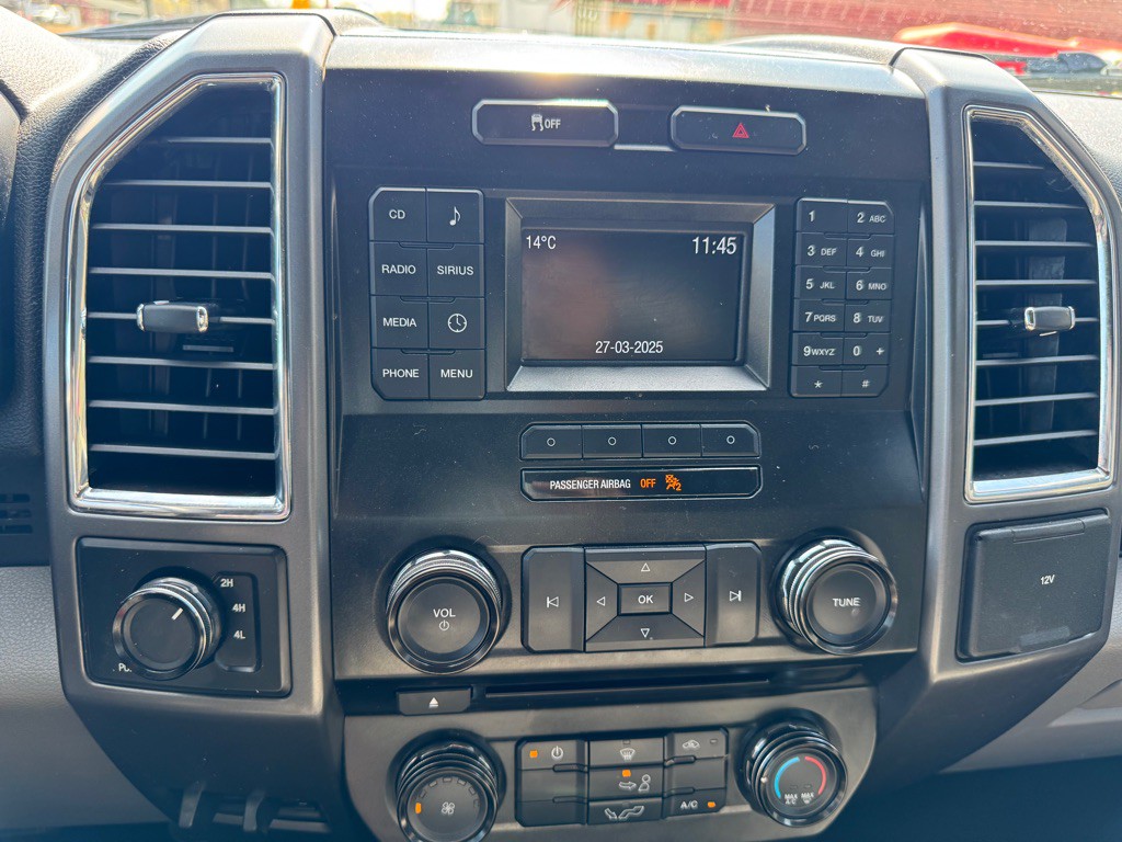 2015 Ford F-150 Image 29