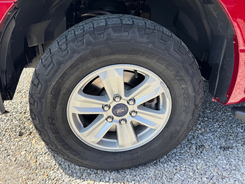 2015 Ford F-150 Image 31