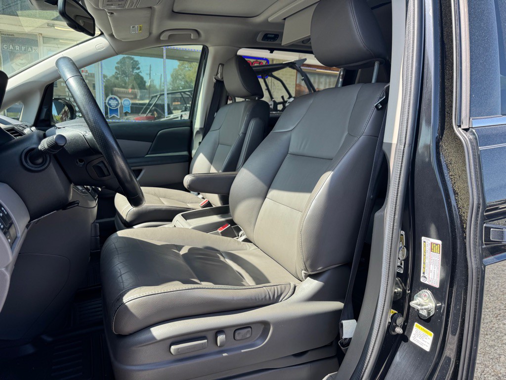 2014 Honda Odyssey Image 12