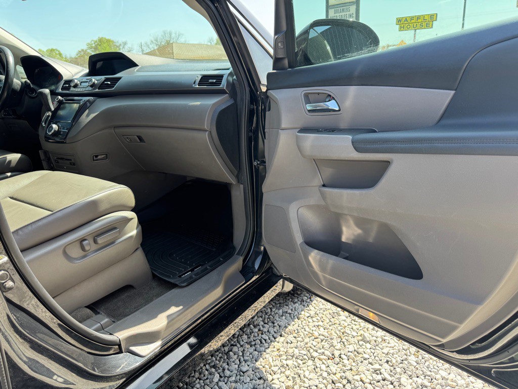2014 Honda Odyssey Image 20