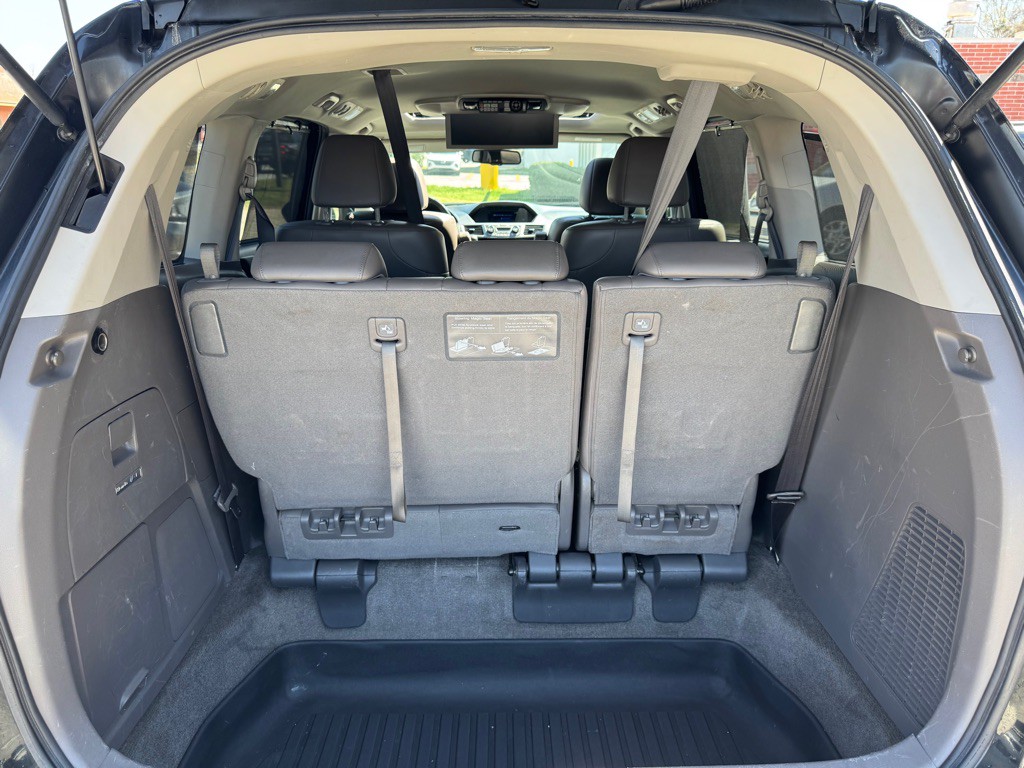 2014 Honda Odyssey Image 16