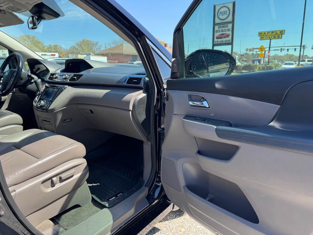 2014 Honda Odyssey Image 21