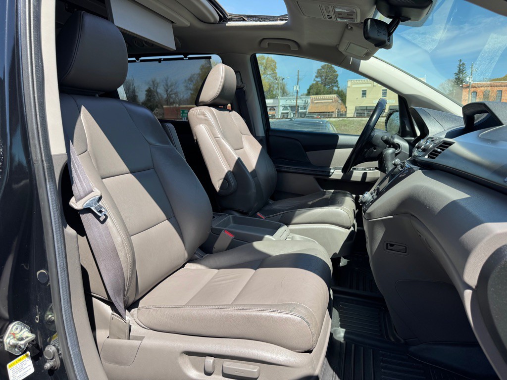 2014 Honda Odyssey Image 23
